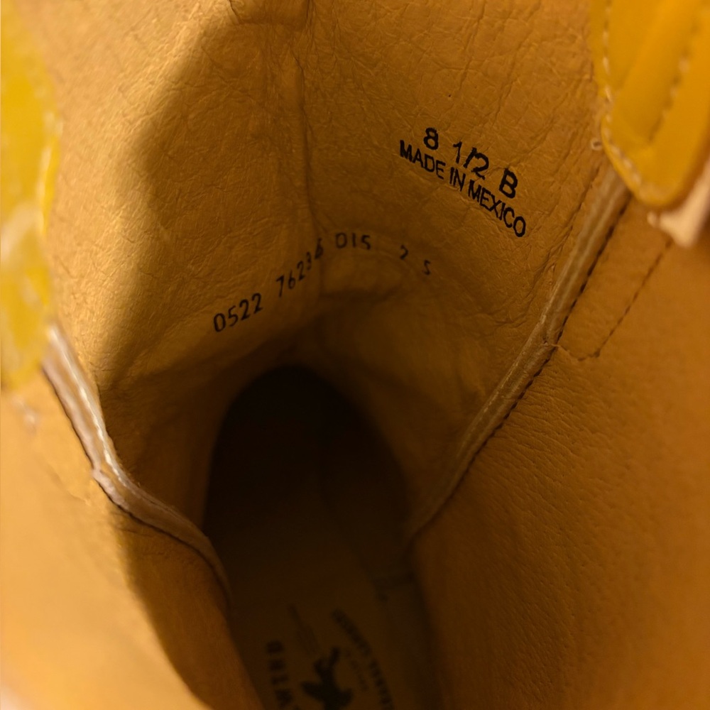 Idyllwind Yellow Heeled Western Boots - Picture 6 of 11